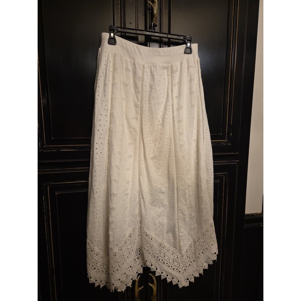 Chico's Size 0 Lace Eyelet Handkerchief Hem Skirt, Boho, Garden Party, Summer